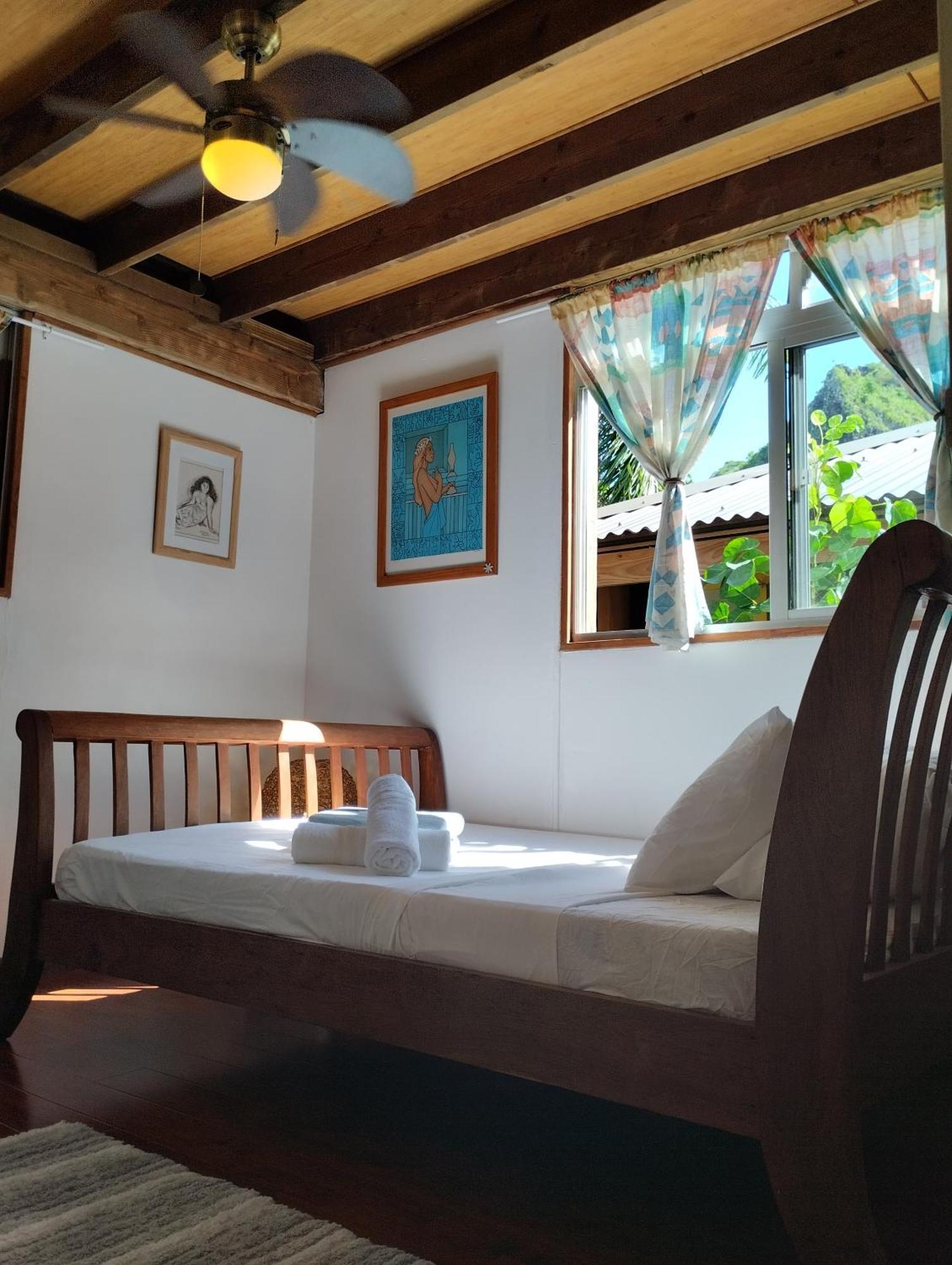 Tema'E Beach House Temae Esterno foto