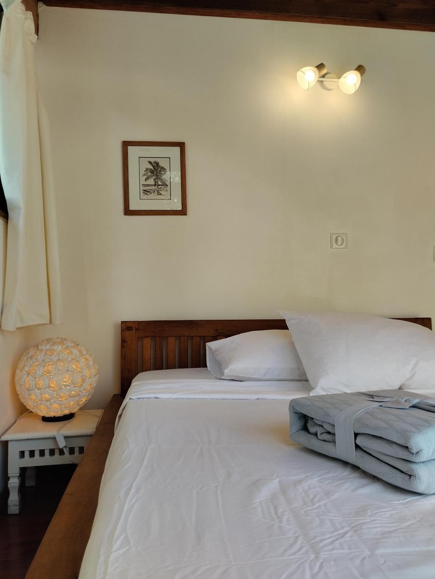 Tema'E Beach House Temae Esterno foto