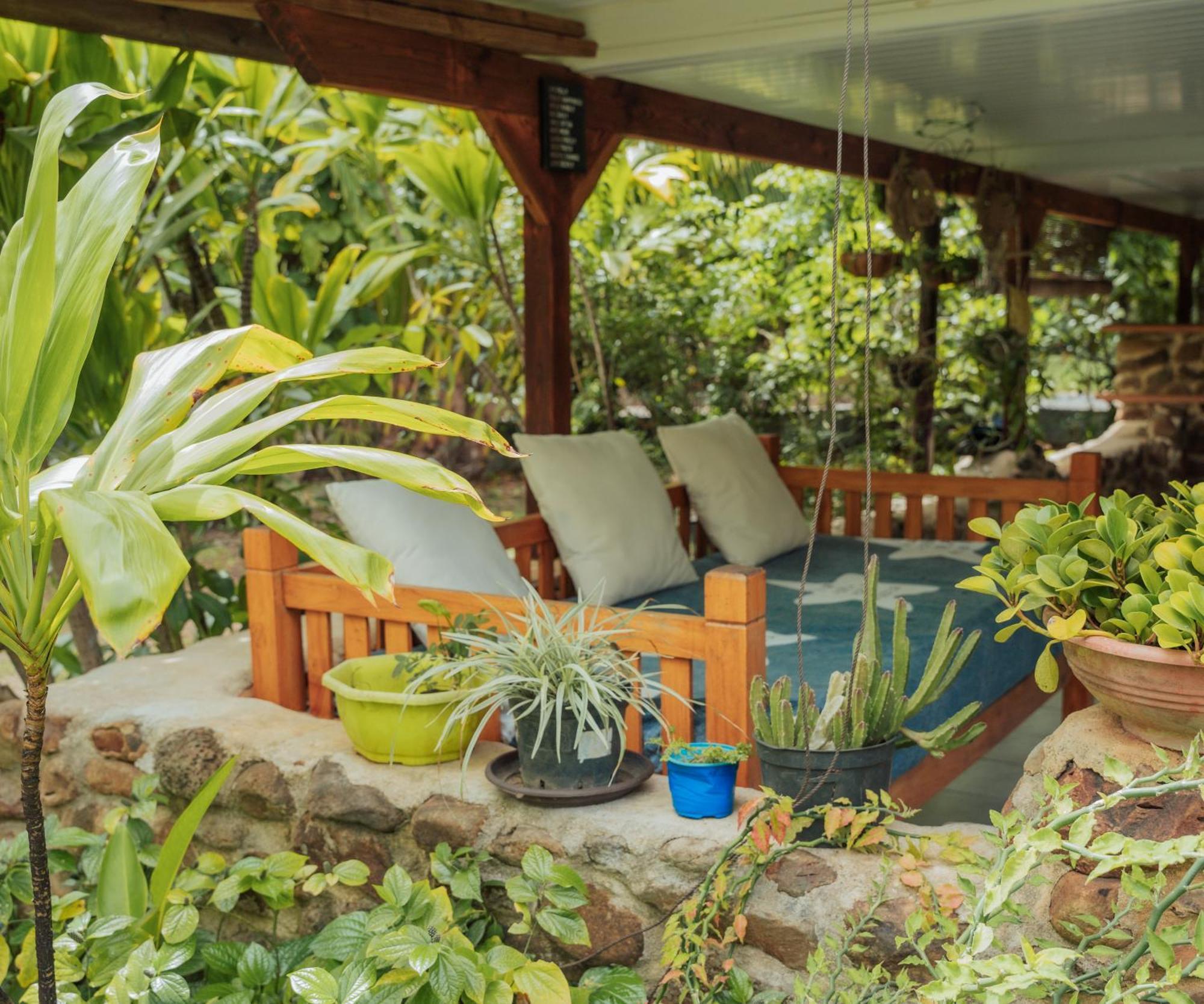 Tema'E Beach House Temae Esterno foto